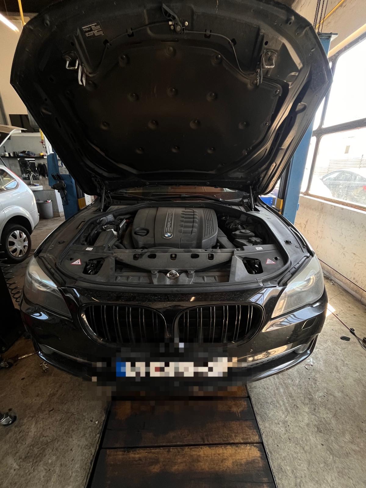 BMW Klímahűtő Csere és Rendszertöltés